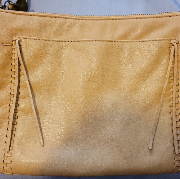 MAKE AN OFFER  Lucky Brand Leather Crossbody Bag Purse. Exclnt!! - Picture 2 of 16
